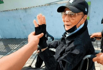 谢贤近况曝光 4工人24小时看护 王菲让人没想到