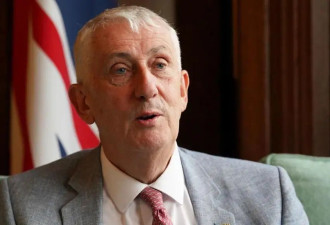 英国撤销对两名男子“中国间谍”指控，下议院...