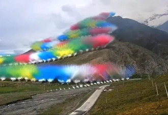 “始祖鸟”烟花事件争议延烧