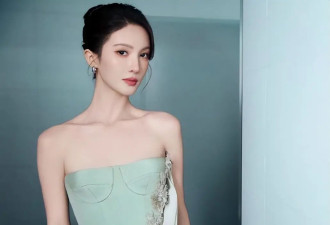 金晨怎么美成这样了！雪肤玉貌造型百变身材曼妙性感撩人