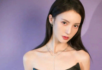 金晨怎么美成这样了！雪肤玉貌造型百变身材曼妙性感撩人