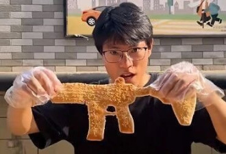 赞！硕士小伙把辽宁舰、东风5C做成烧饼 1元1个