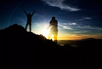抱客户上山？陪爬如何避免擦边