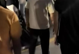百万房价小区里的公租房，两边住户都委屈