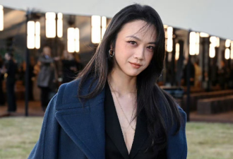 伦敦时装周：汤唯太耀眼，54岁胡兵吸睛