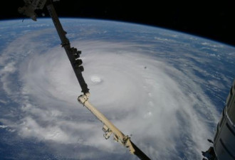 国际太空站飞越桦加沙 NASA太空人拍下壮观一幕