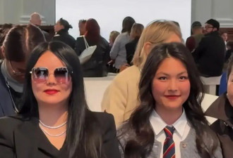 李湘王诗龄伦敦看秀，母女同框富态圆润，15岁女儿资源逆天！