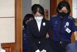 韩国前第一夫人金建希受审画面曝光！涉非法获利…