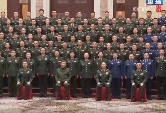新疆军区司令政委双双缺席习接见 释放强烈信号