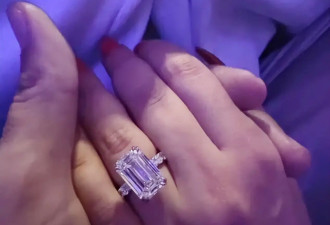 迪拜公主太有范，离婚休夫独立养女微胖也时尚，一条项链5800万