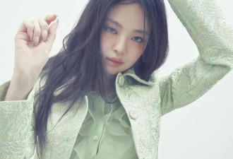 Jennie的秋日穿搭大公开，慵懒野性小猫感，超美ing