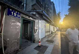 不合作就“搞死”？起底“仿冒餐饮帝国”科技与狠活