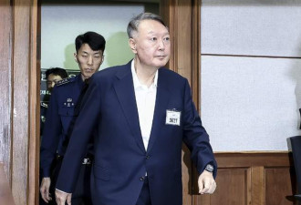 韩前总统尹锡悦出庭受审 暴瘦之后快认不出