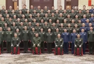 新疆军区换帅？ 习近平全程一言未发