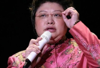 假慈善？被实名举报的韩红，如今连坐椅子都成了“错”