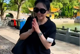 57岁一代女神近况曝光 素颜朝佛被赞状态能打