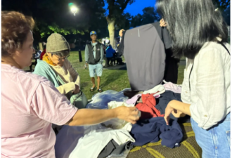 三个孩子全读私立学校压力大：华人妈妈尝试摆地摊贴补家用