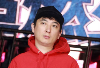 王健林限高令撤销 王思聪被执行1210万 父子同登热搜