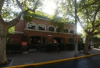 人均200元的黑珍珠餐厅用餐后，多人腹泻、发热？