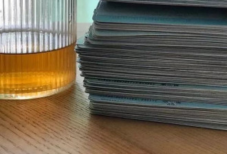 今天，中国居民与纸质火车票道别