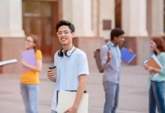 研究报告：中国用15年 成功吸引8成海归人才回国