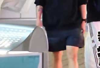 梅婷一家四口看网球，曾剑露大花臂面相好凶，12岁快快成妈妈翻版