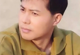 他娶生病变胖女演员恩爱27年无绯闻 如今...