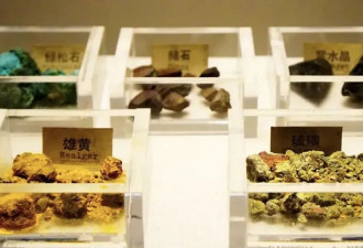 炼得红丸变金丸，天子伸腿瞪眼完