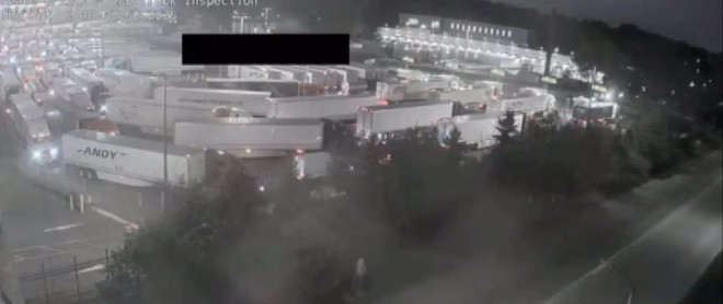 trucks stopped in queue