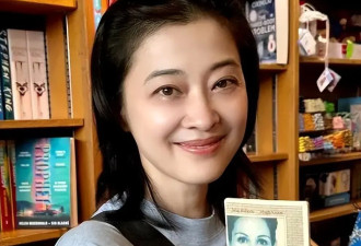 梅婷高调晒伦敦亲子照，儿女搂怀好温馨，快快长成小梅婷！
