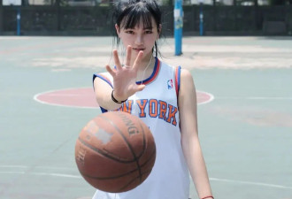 初代校花，和她们的娱乐圈受难记