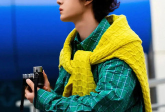 LOEWE新设计师首秀爆了，新配色太撩人！