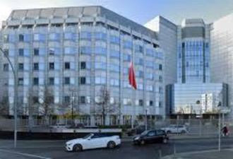 中国的新开放：北京外交官在柏林参与公开辩论