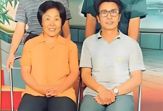 蒙曼国庆游长白山！网友：她越来越像张译了