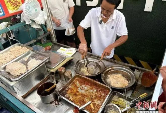 “鸡排哥”走红后，“炒粉哥”又火了？