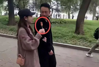 汪小菲马筱梅公园划船，女方大热天穿针织衫引热议