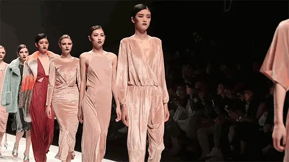 2025秋冬就要穿丝绒，高级又有腔调！！