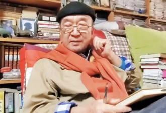 曝78岁李保田近况，房内略显杂乱，喝10元的桶装水，找人维修窗户