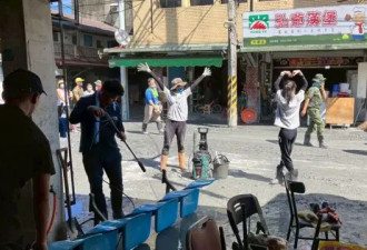 花莲救灾仰仗的“铲子超人”如何突显政府缺位