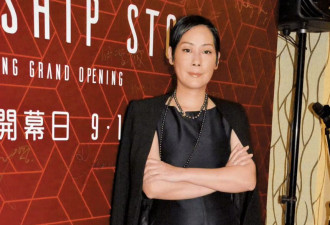 59岁关淑怡惊传住院抢救 儿子病房外抱膝痛哭
