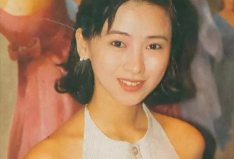 她出身清华大学,因拍三级片与父母决裂,如今再不让女儿进娱乐圈