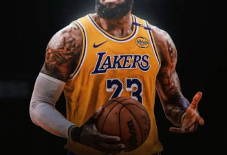 突发！NBA球星詹姆斯轰然倒下