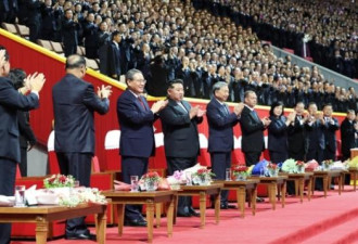 朝鲜举行夜间盛大阅兵式 李强出席观礼