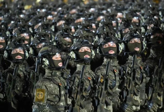 朝鲜“最强核战略武器系统”亮相阅兵式....