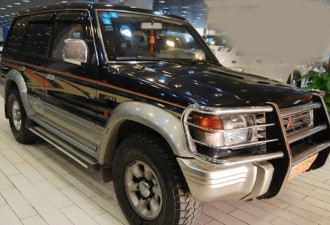 张曼玉1988年买了这辆车 开到现在不舍得换
