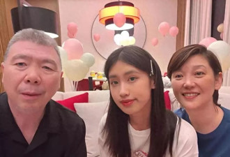 徐帆回应离婚才两月，携女现身片场铺路？