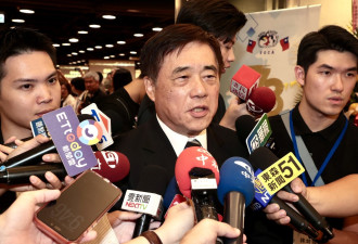 她是谁？郝龙斌：她希望我选党主席