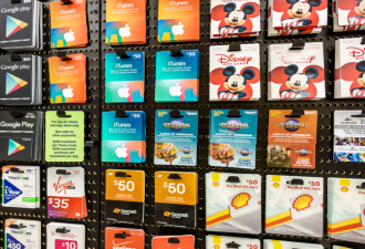 小心! 多伦多华人区Walmart遭曝光: $100变$25! 店员或是内鬼!