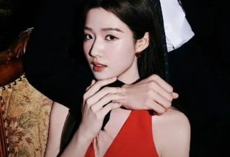 侯明昊卢昱晓“ 史密斯夫妇” 大片！眼神拉丝，成年人的暧昧太绝了