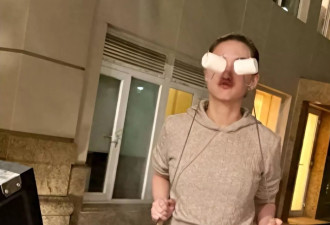 被骂“恋爱脑”3年后，何超莲打脸了多少网友！